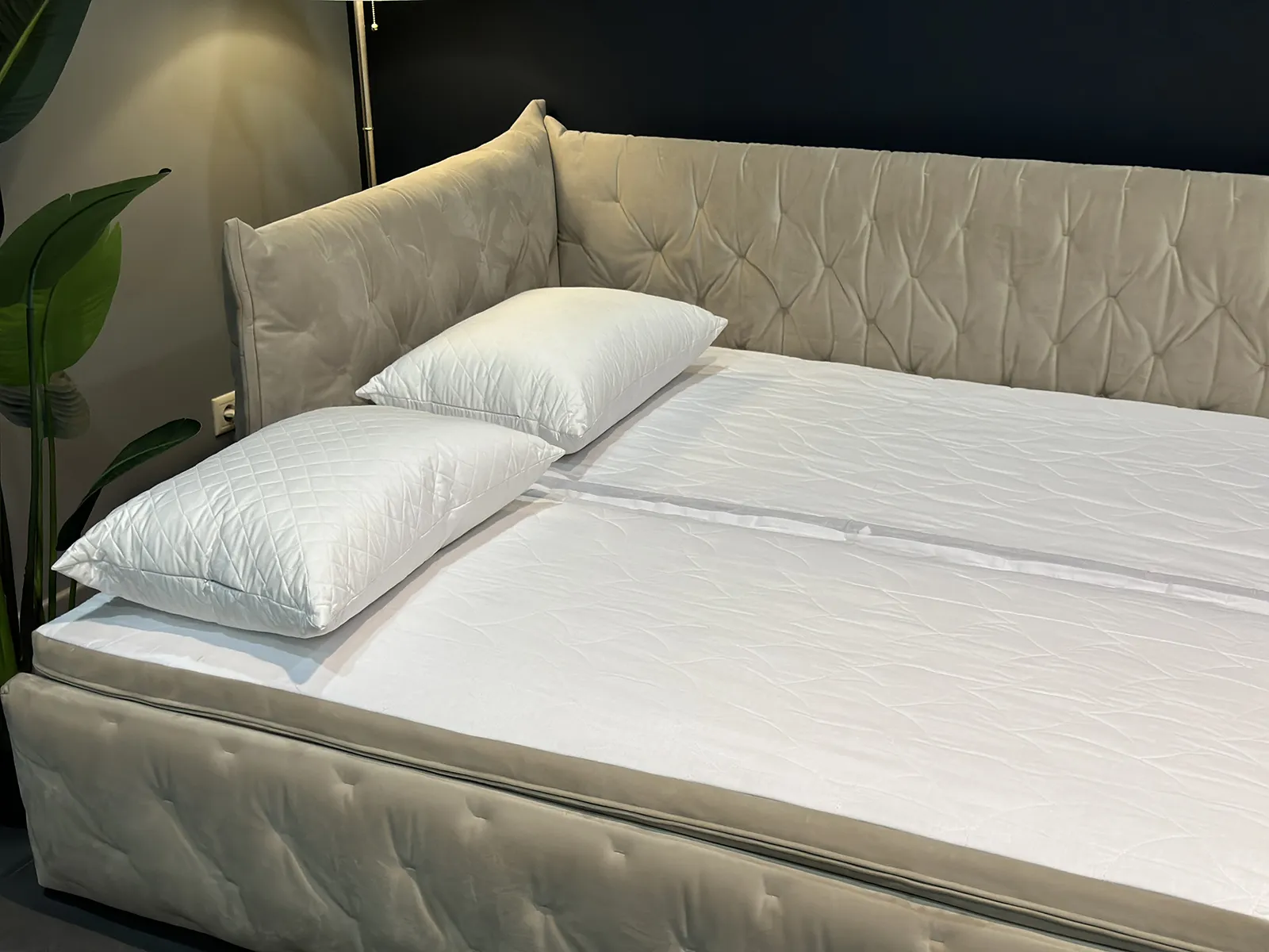 Patul alfabed club p cu locul de dormit extensibil disponibil bravo1