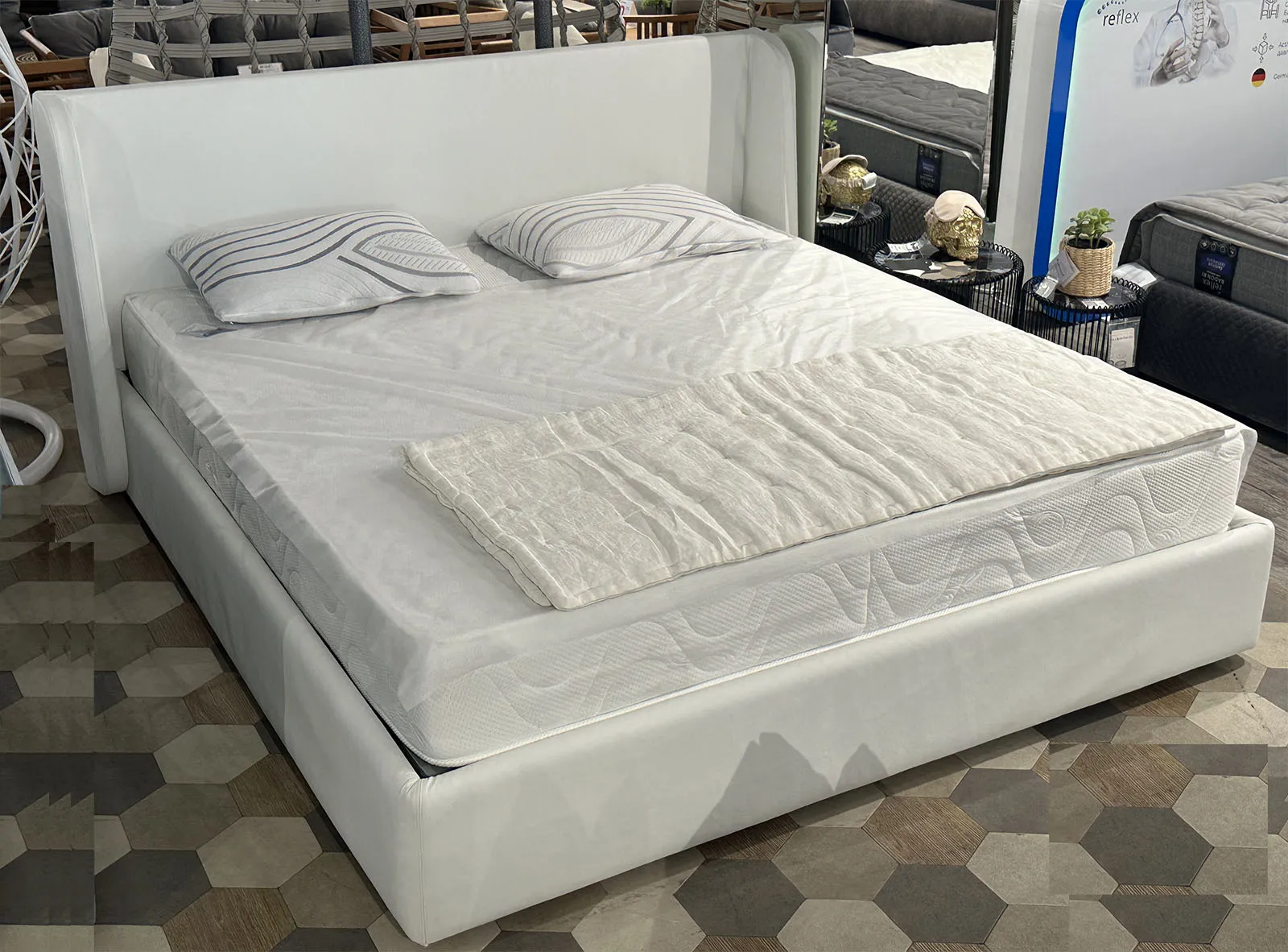 ALFABED POSH BOX Pat Cu Mecanism De Ridicare White Leather2
