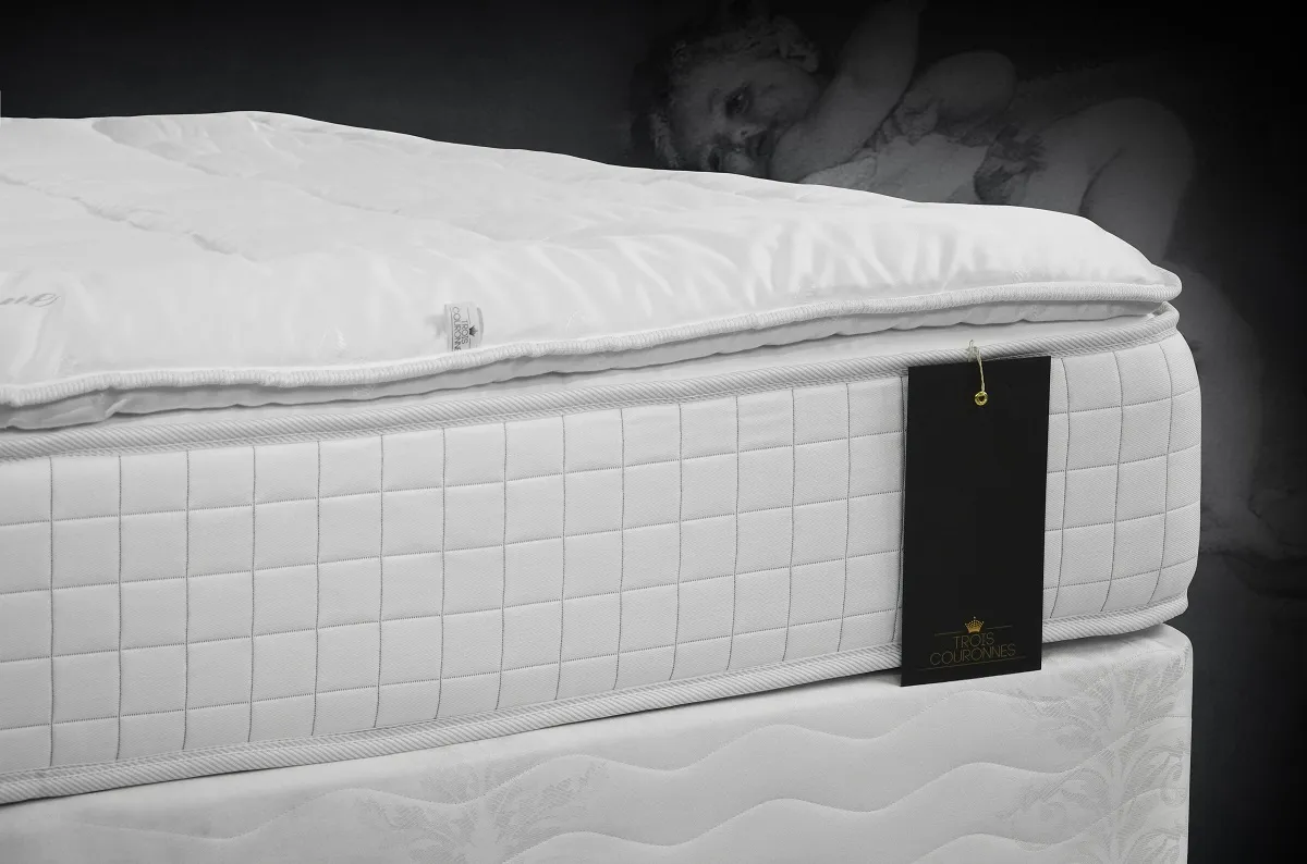 Topper trois couronnes cashmere