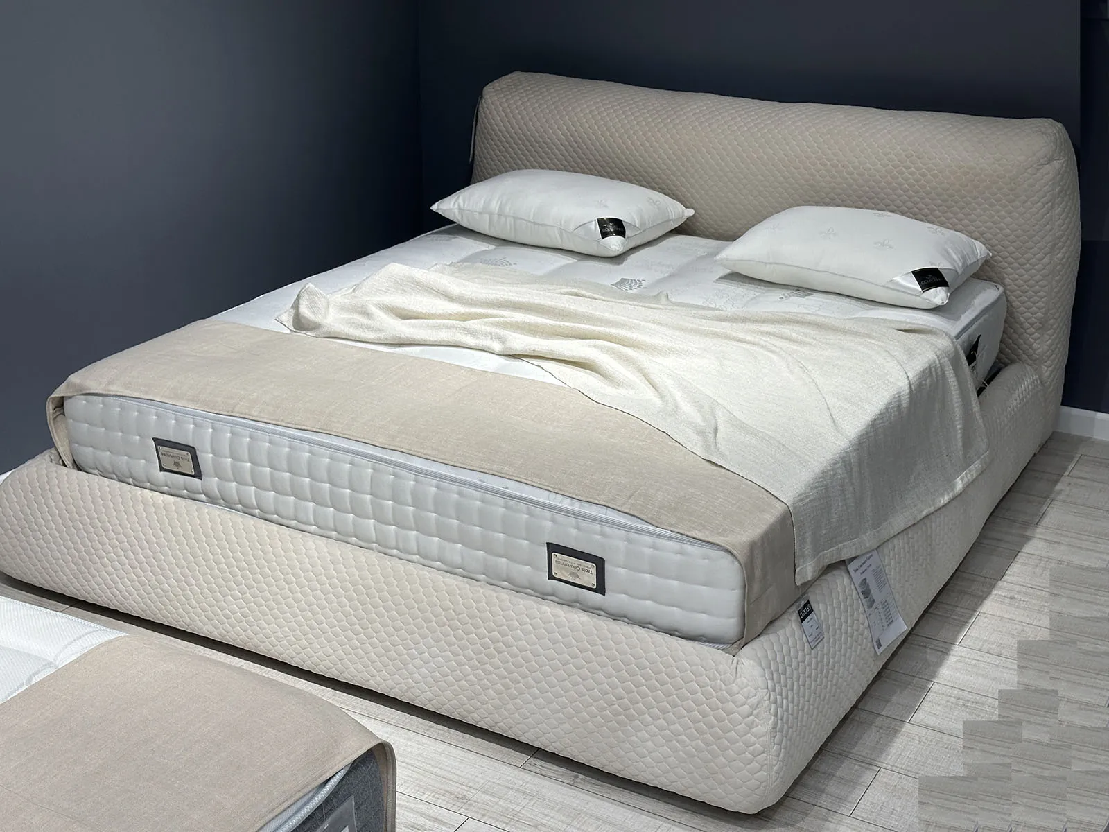 ALFABED HUSKY Pat Cu Mecanism De Ridicare Quilted11