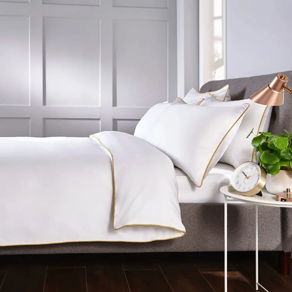 Set Lenjerie ALFABED Premium Cotton Sateen White Design Modern Look (Gold Tape)		