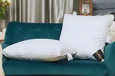 Pernă trois couronnes duke cosy