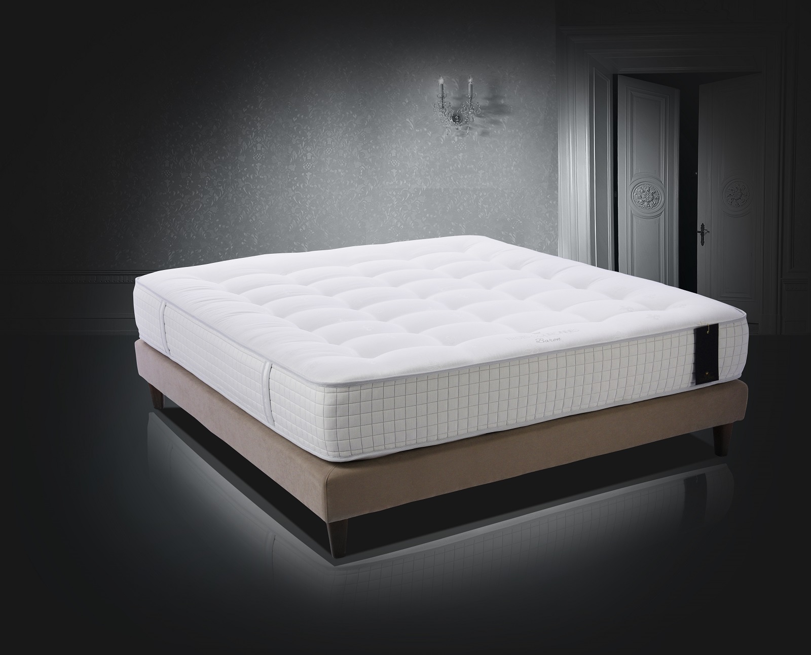 Trois Couronnes Baron