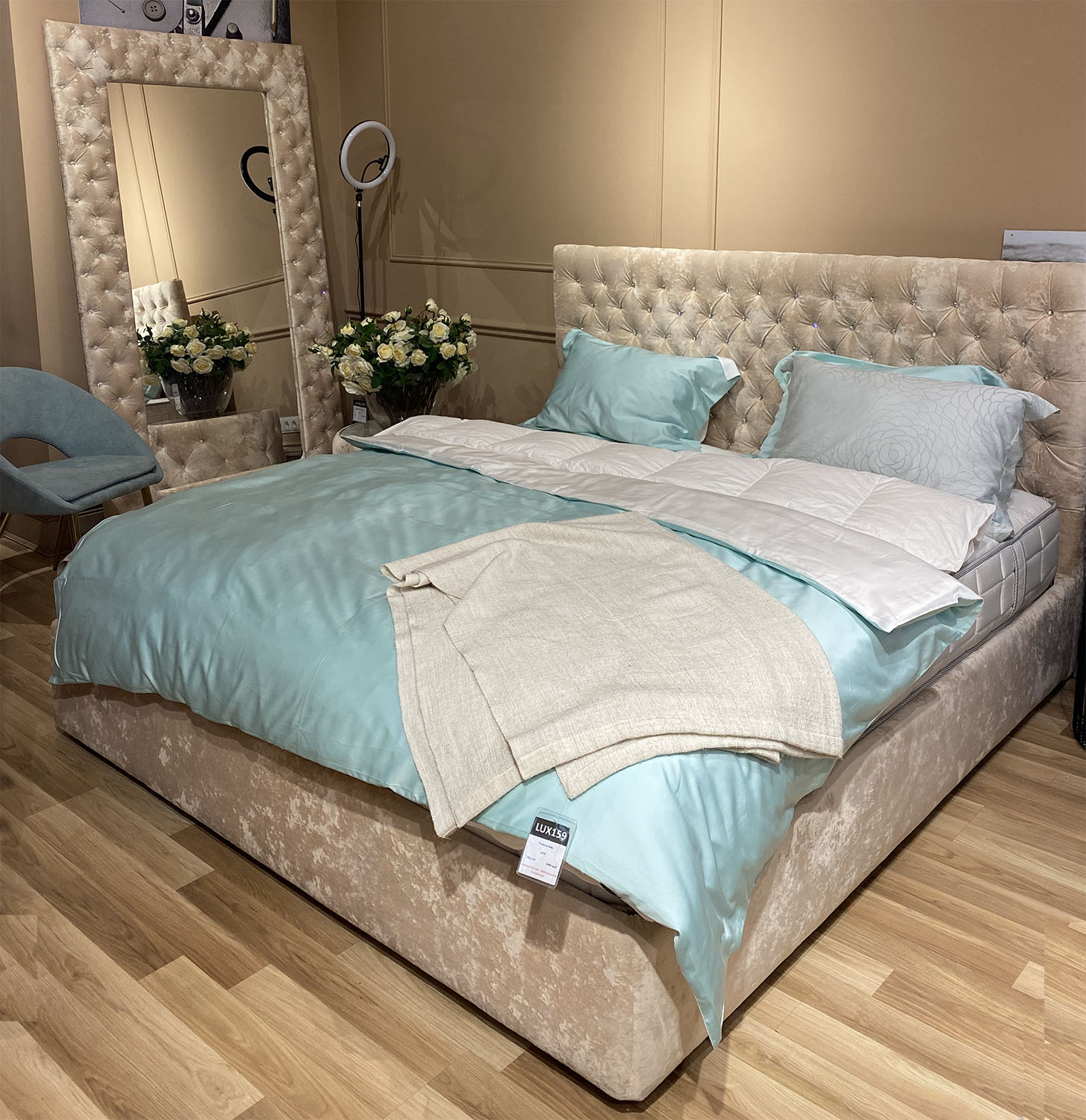 ALFABED VISION Сristale Swarovski Patul Cu Mecanism De Ridicare (Set de masa oglinda pat)A1