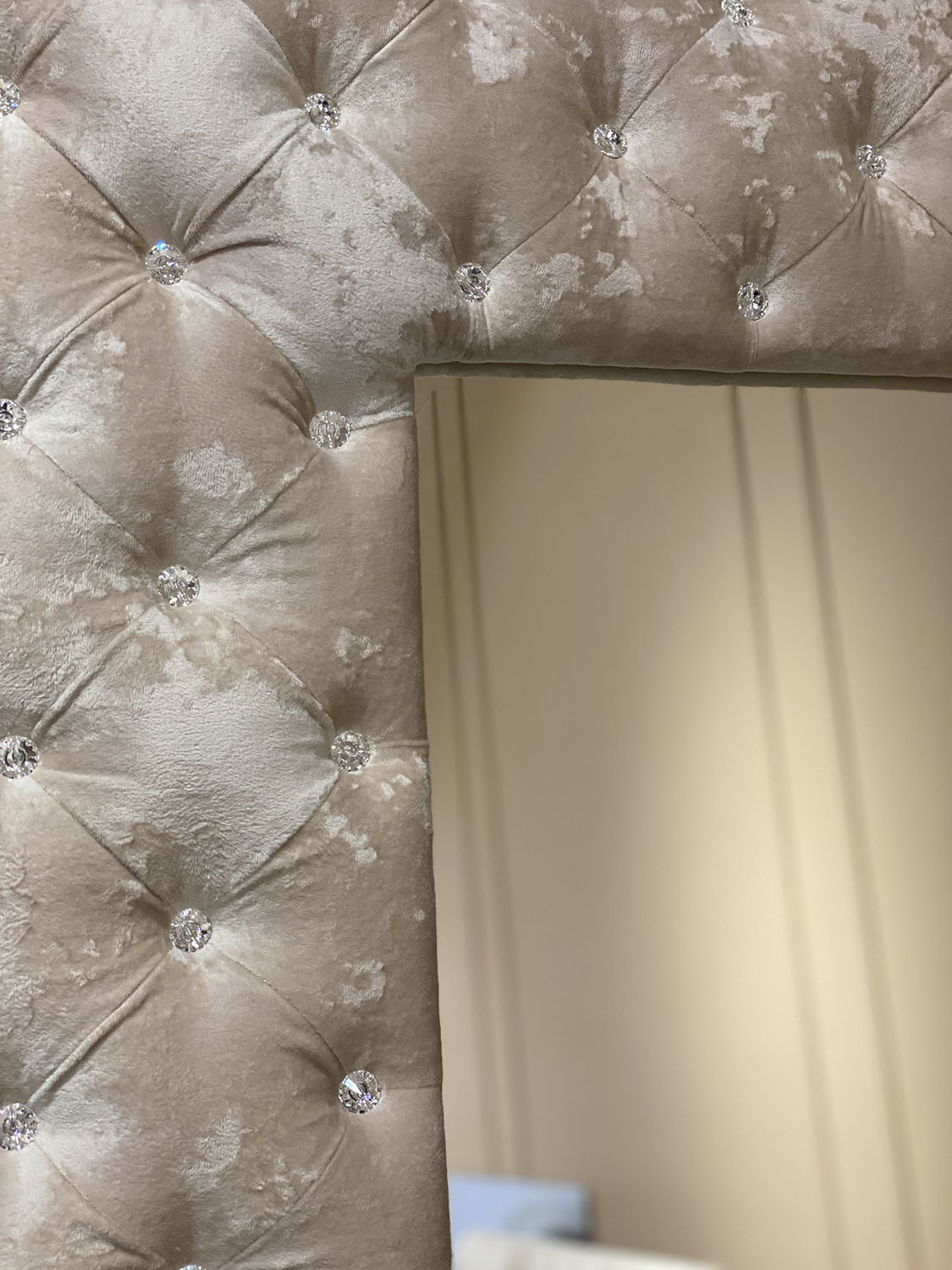 ALFABED VISION Сristale Swarovski Patul Cu Mecanism De Ridicare (Set de masa oglinda pat)16