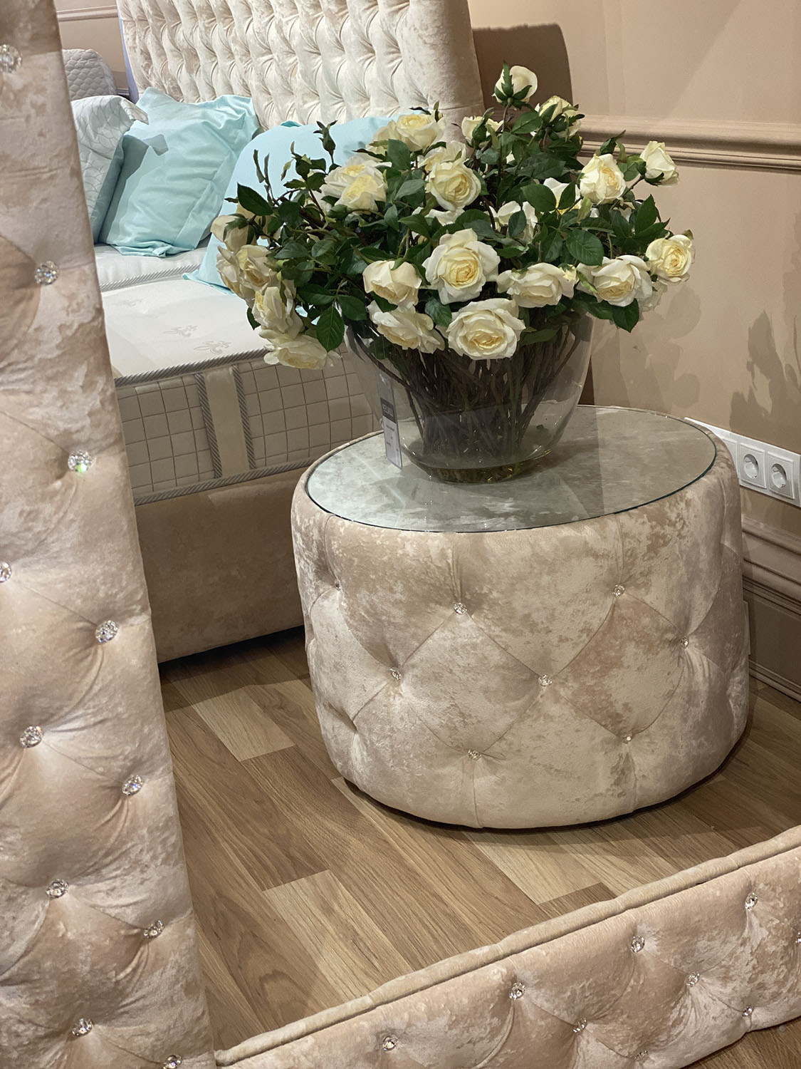 ALFABED VISION Сristale Swarovski Patul Cu Mecanism De Ridicare (Set de masa oglinda pat)17