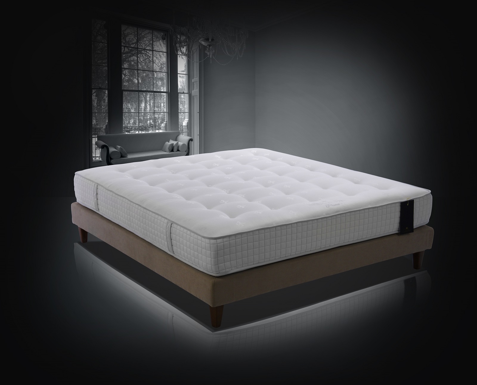 Saltea trois couronnes prive iv