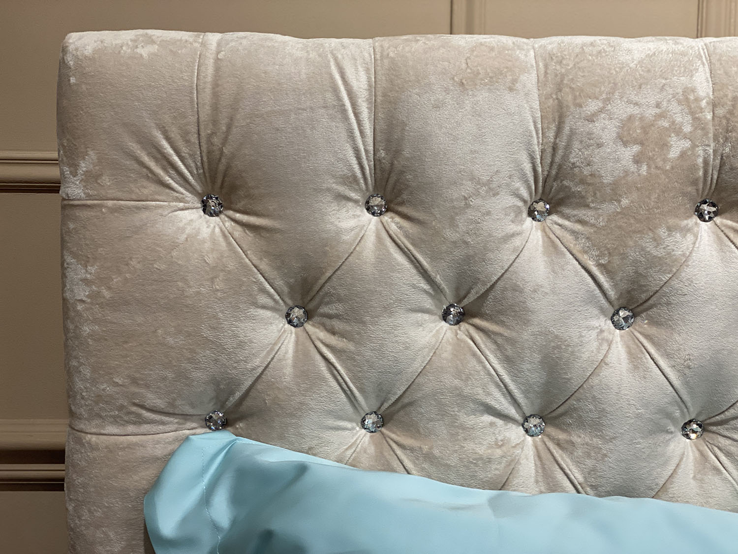 ALFABED VISION Сristale Swarovski Patul Cu Mecanism De Ridicare (Set de masa oglinda pat)3