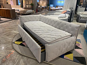 В корзине ALFABED CLUB Style Left Side cu locul de dormit extensibil disponibil Roxy