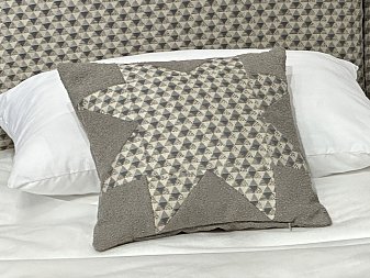 Декоративная подушка Star Target