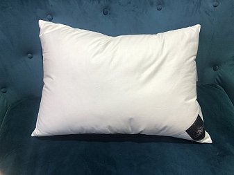 Подушка Trois Couronnes 5 Star Residences Feather Soft