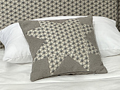 В корзине Декоративная подушка Star Target