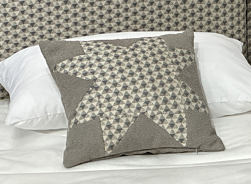 Декоративная подушка Star Target