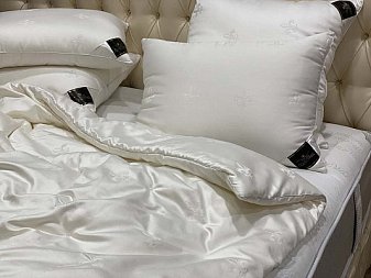 Одеяло Trois Couronnes Luxury Selection Camel & Cashmere Duo