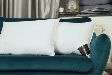 Подушка Trois Couronnes Lotus Cosy